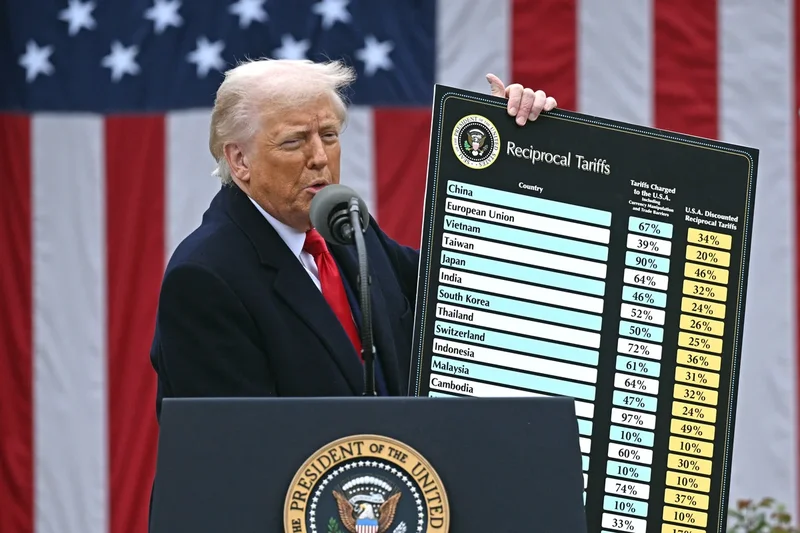 Retailers are selling their tariff refunds on the cheap for a quick infusion of cash