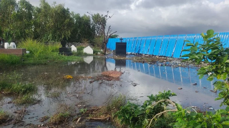 Dump site near B Canal in Navalur should go, says FOMRRA