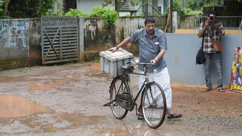 When a Kerala Facebook collective brought Rajinikanth’s iconic Baashha roaring back in a throwback to analogue cinema