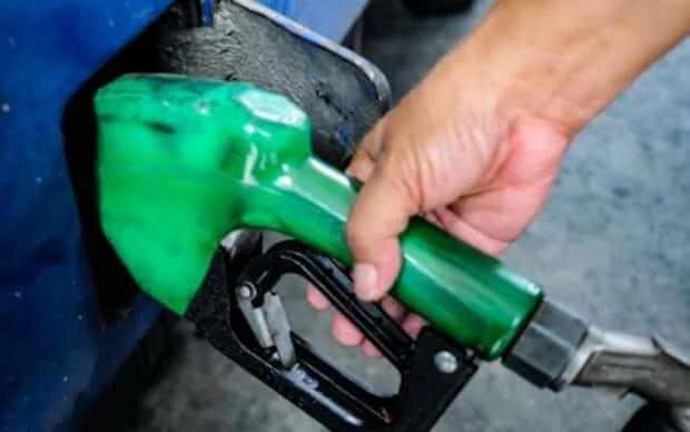 Oil price rollback of up to P5 per liter seen next week