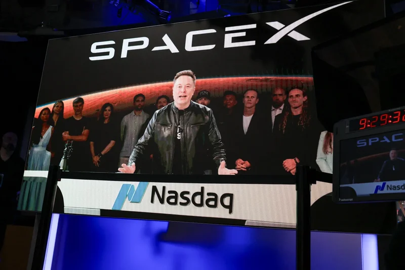 ‘Pure insanity’—Elon Musk details SpaceX’s plan to turn the moon into its newest manufacturing site
