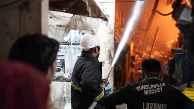 Morning fire razes Minglanilla Public Market