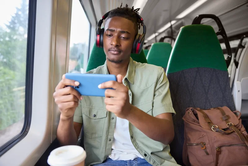 Major Railcard change means thousands more in UK can travel for half price