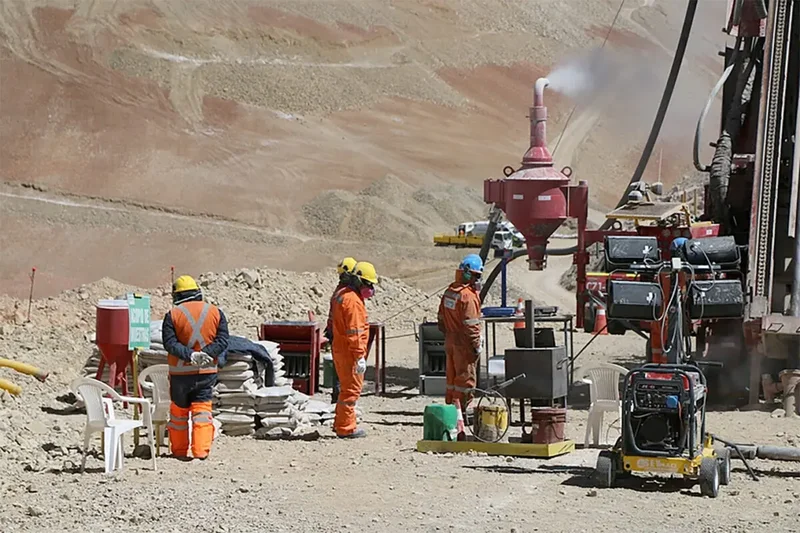 Gold and Silver Jump as Haven Bids Lift LatAm Producers