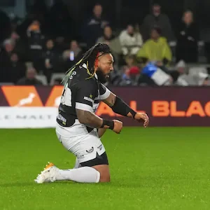 All Blacks v Sharks: Ma’a Nonu responds to All Blacks haka before tour match in Durban