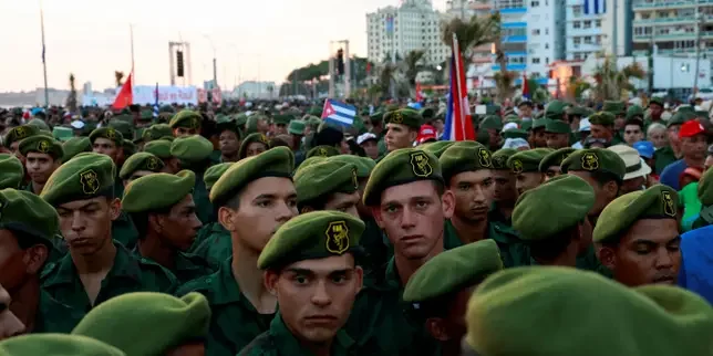 US sanctions Cuban armed forces minister, military procurement network