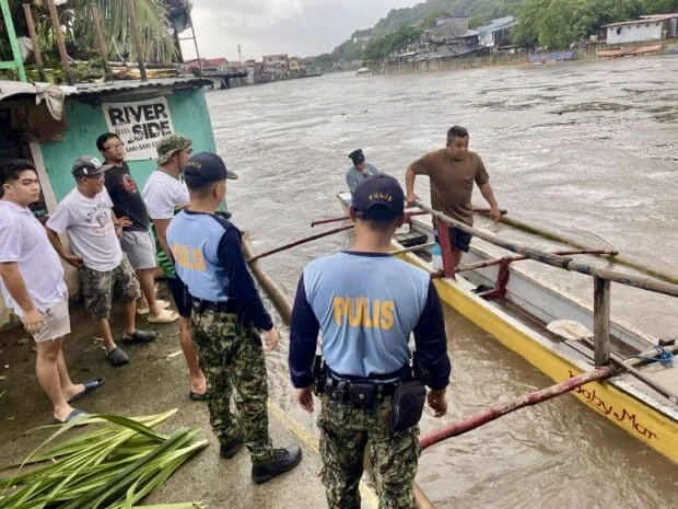 Over 500 Olongapo residents evacuated due to floods