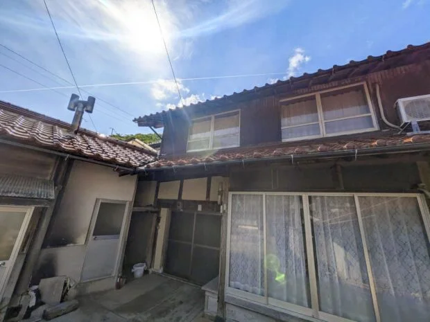 Japan families face hurdles disposing of parents' homes