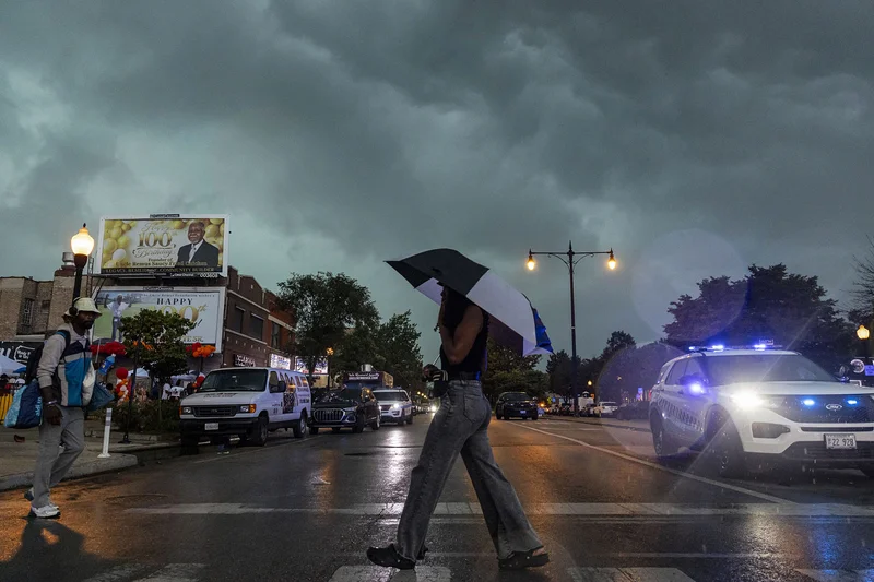 1 dead, more than 1 million without power as severe storms strike Midwest