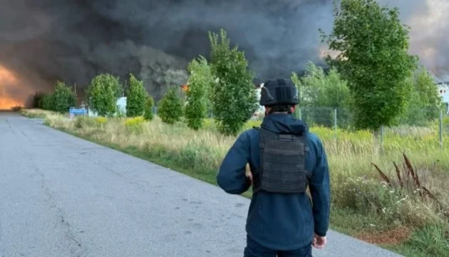 One killed, eight injured in Russian attack in Kyiv region
