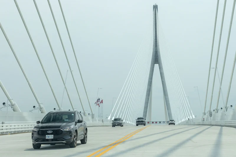 Gordie Howe bridge saw more than 41,000 crossings in first five days, StatCan says