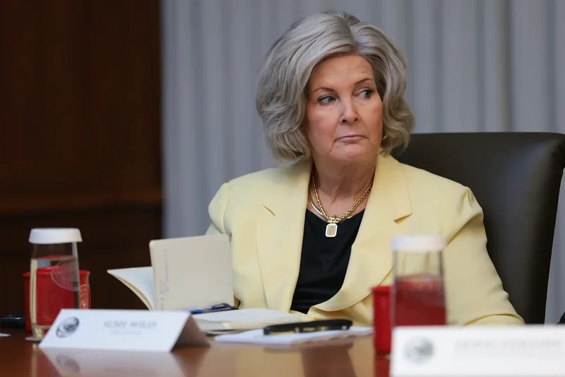 White House denies Trump chief Susie Wiles’ phone was hacked again after UK Prime Minister falls victim to hoax