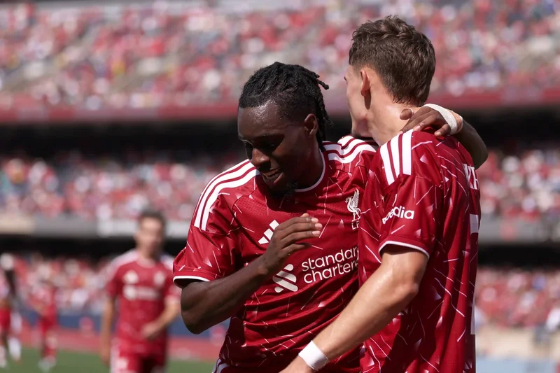 Andoni Iraola allays Jeremie Frimpong injury fears after Liverpool’s collapse against Leeds