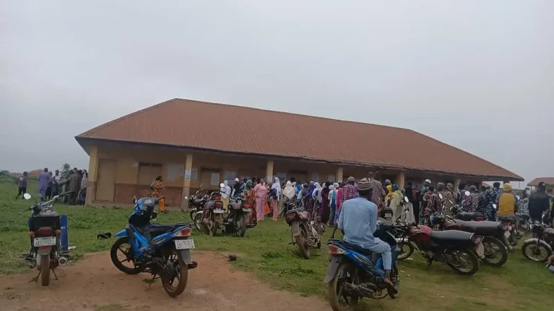 #OsunDecides2026: Voters troop to polling units in Ede