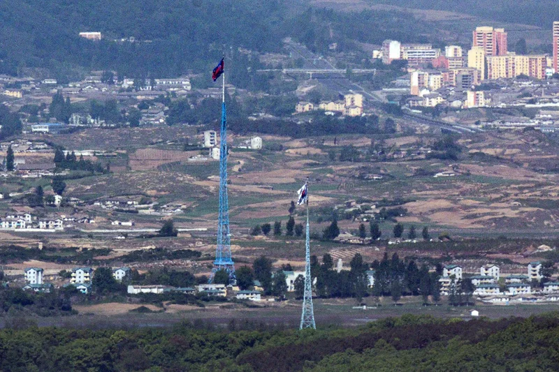 63 N. Korean defectors arrive in S. Korea in 1st half, down 35% year-on-year
