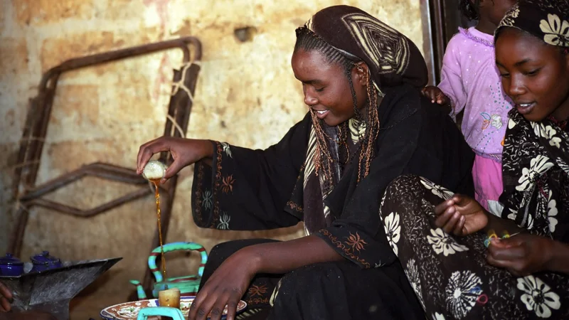 Chinese green tea is bringing people together in West Africa, 3 cups at a time