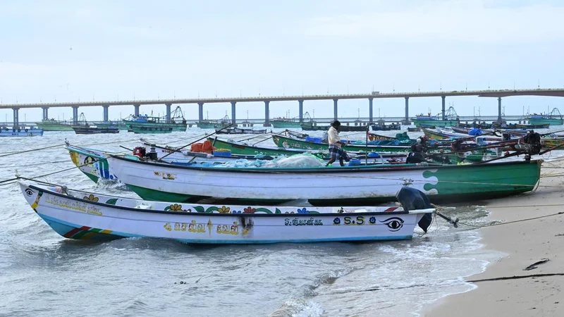 11 fishermen apprehended by Sri Lankan Navy near Needuntheevu islet