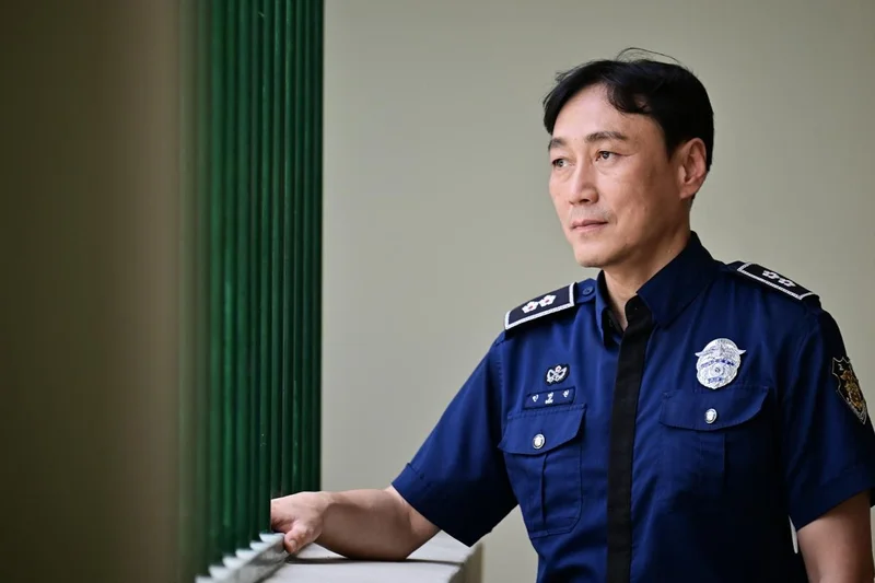 After 14 years with foreign inmates, correctional officer says crime has no nationality