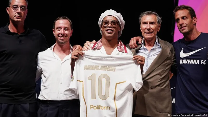 Ronaldinho to make football comeback aged 46