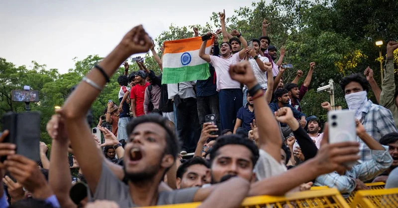 Readers’ comments: On letter from Lahore, young people give hope of overcoming borders and hate