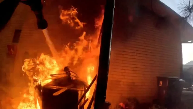 Bodycam video shows firefighters battling blaze in Spokane, US