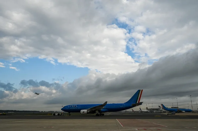 How long will border checks continue between Italy and Spain?