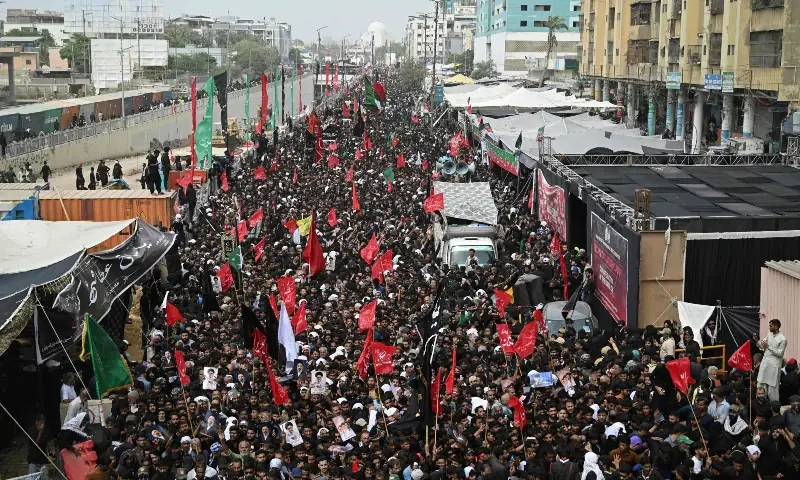 Main Chehlum procession concludes peacefully in Karachi amid heavy security