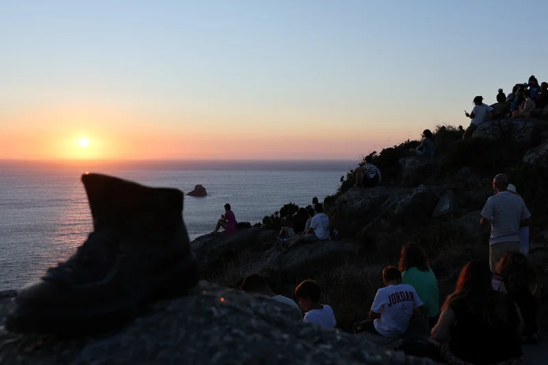 Spain, Iceland eclipse craze as millions await 'event of century'