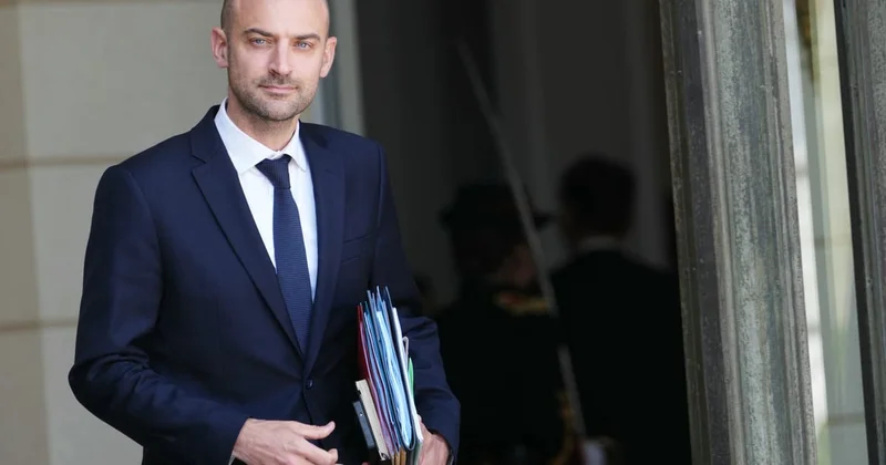 France expels 2 Iranian diplomats in escalating row with Tehran
