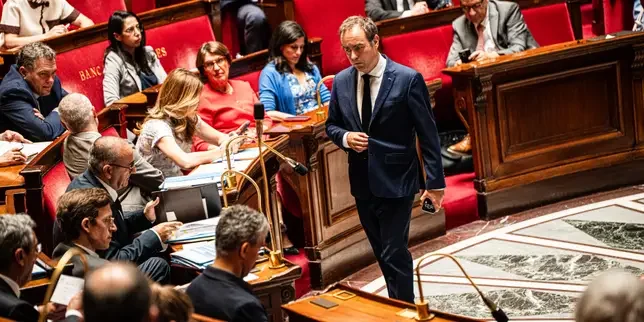Heatwaves and wildfires threaten France's deficit reduction goals