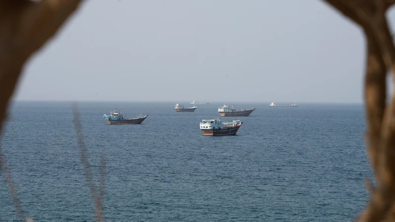 Oman, Iran seek deal to safeguard shipping through Hormuz Strait