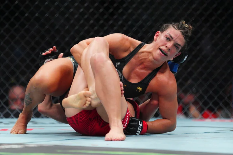 Mackenzie Dern wins 115-pound title defense at UFC 330; Makhachev goes for record win streak