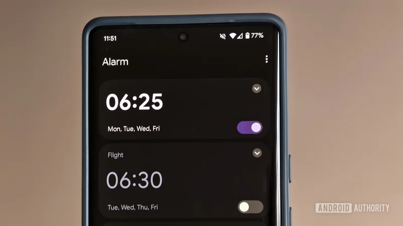 Google widely rolling out support for Live Updates for stopwatch and timer