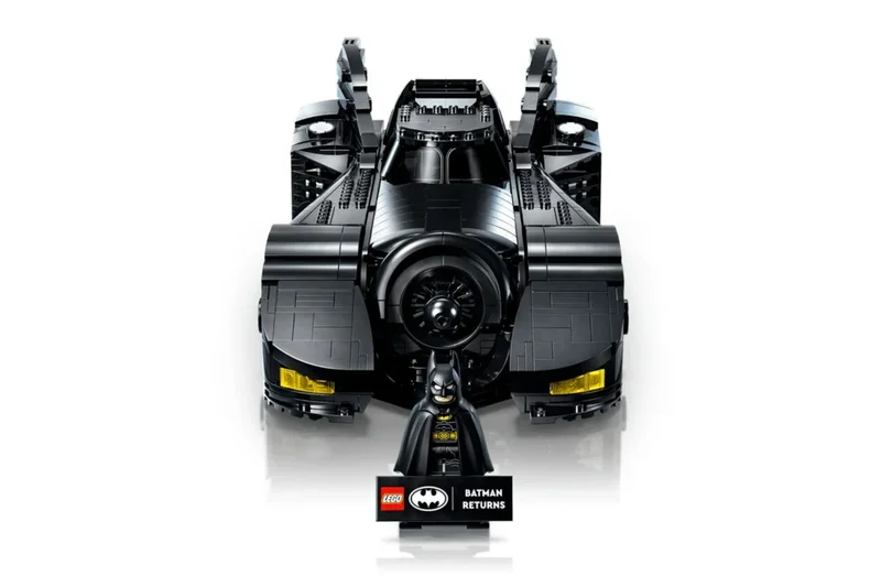 Lego’s ‘Batman Returns’ Batmobile Might Be Its Coolest DC Set Yet