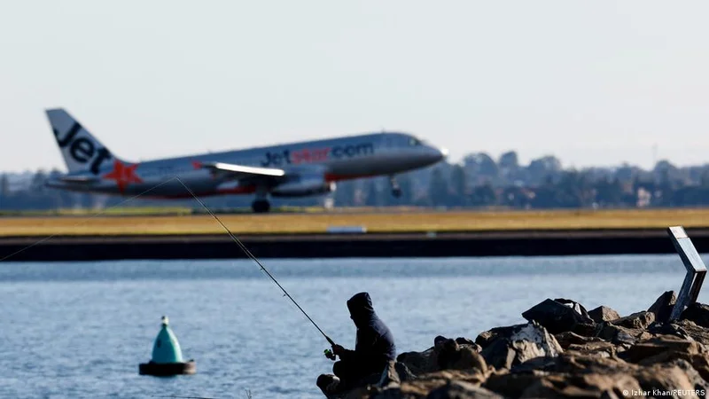 Australia: Jetstar, Qatar Airways planes almost collide on Sydney Airport tarmac
