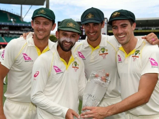 'Big Four' bowlers back as ageing Australia begin gruelling run