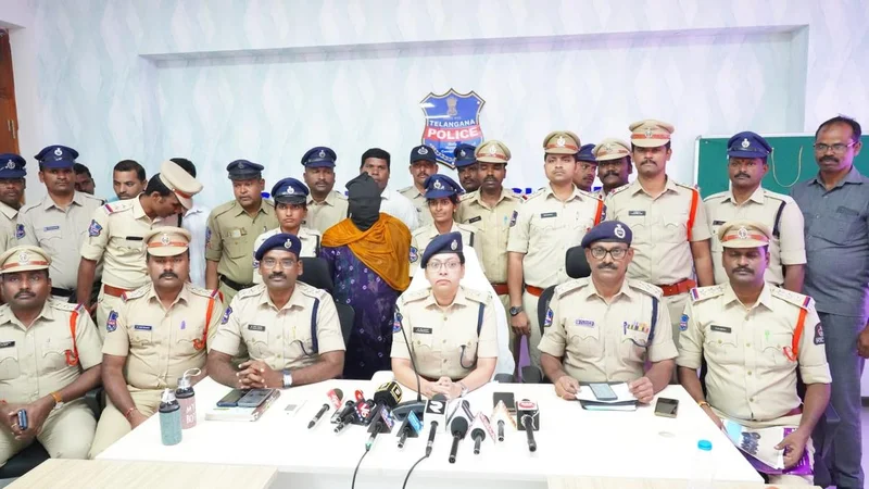 Mother-son duo who allegedly killed two women for gold arrested