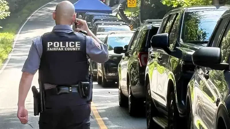 Runner discovers woman stabbed to death outside vehicle near upscale DC suburb trail