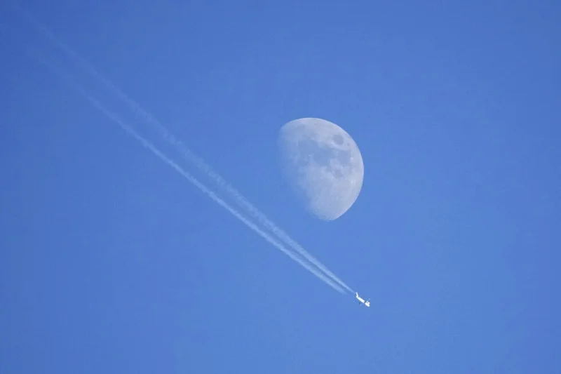 The UK and Google are testing changes to flight paths to tackle aviation’s climate impact