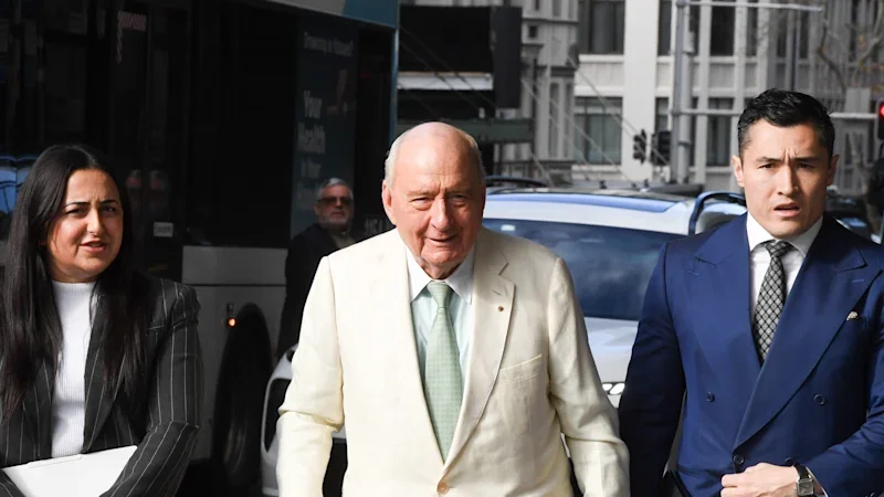 Accuser looked shocked at lunch when Jones put hand under table, court told