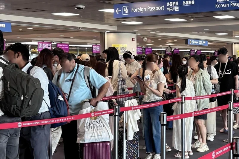 'Immigration crisis': Foreign tourists entering Korea stuck for up to 80 minutes at Incheon Int'l Airport