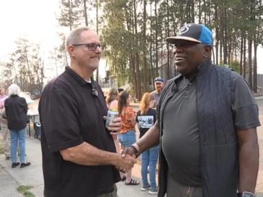 WATCH:  Community comes together to thank firefighters after Washington state wildfires