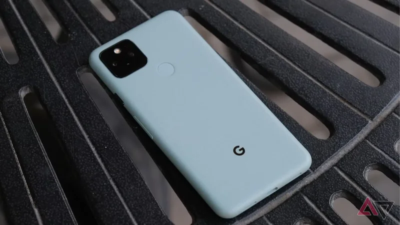 I flashed my old Android phone with this open source OS to give it a new life