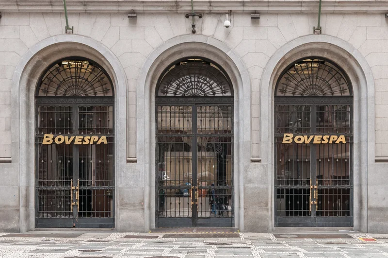 JPMorgan Cuts Brazil to Neutral and Trims Its Ibovespa Target