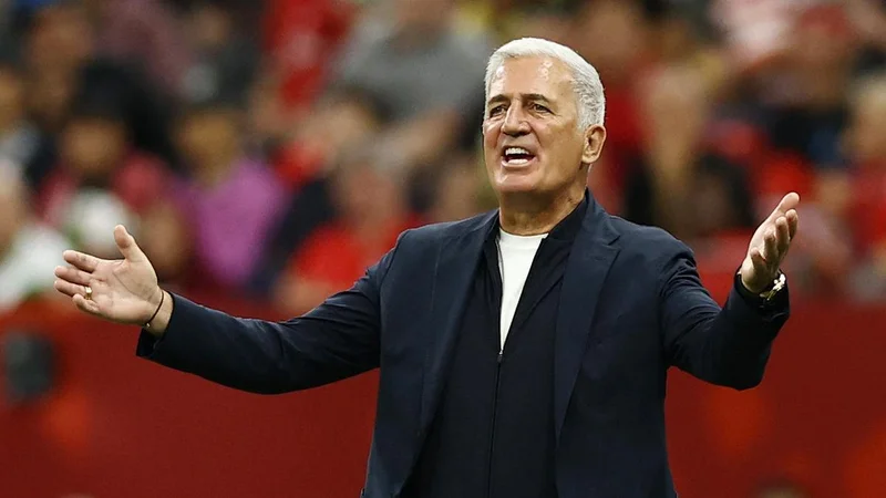 Algeria part ways with national team coach Petkovic