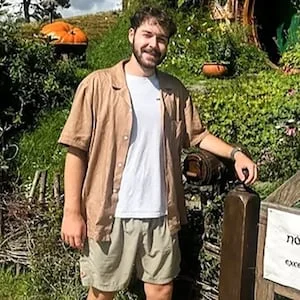 Mother finds woman who stayed with son after fatal West Coast crash, after social media appeal