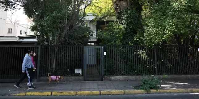 Chile: Long and twisting saga of converting President Salvador's home into a museum ends in private sale