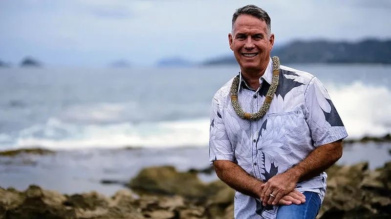 Hawaii contractor nominated to construct GOP comeback after two-decade Democratic hold on governor's mansion