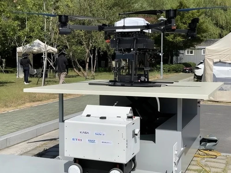 Korea's space agency tests delivery system connecting drones with robots