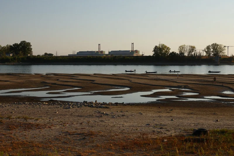 Hungary announces closure of sole nuclear plant due to heat wave